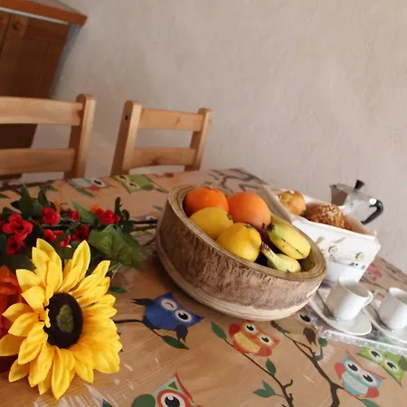 La Luna Nel Parco Bed & Breakfast