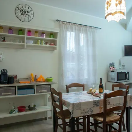 Bed & Breakfast La Luna Nel Parco 4*